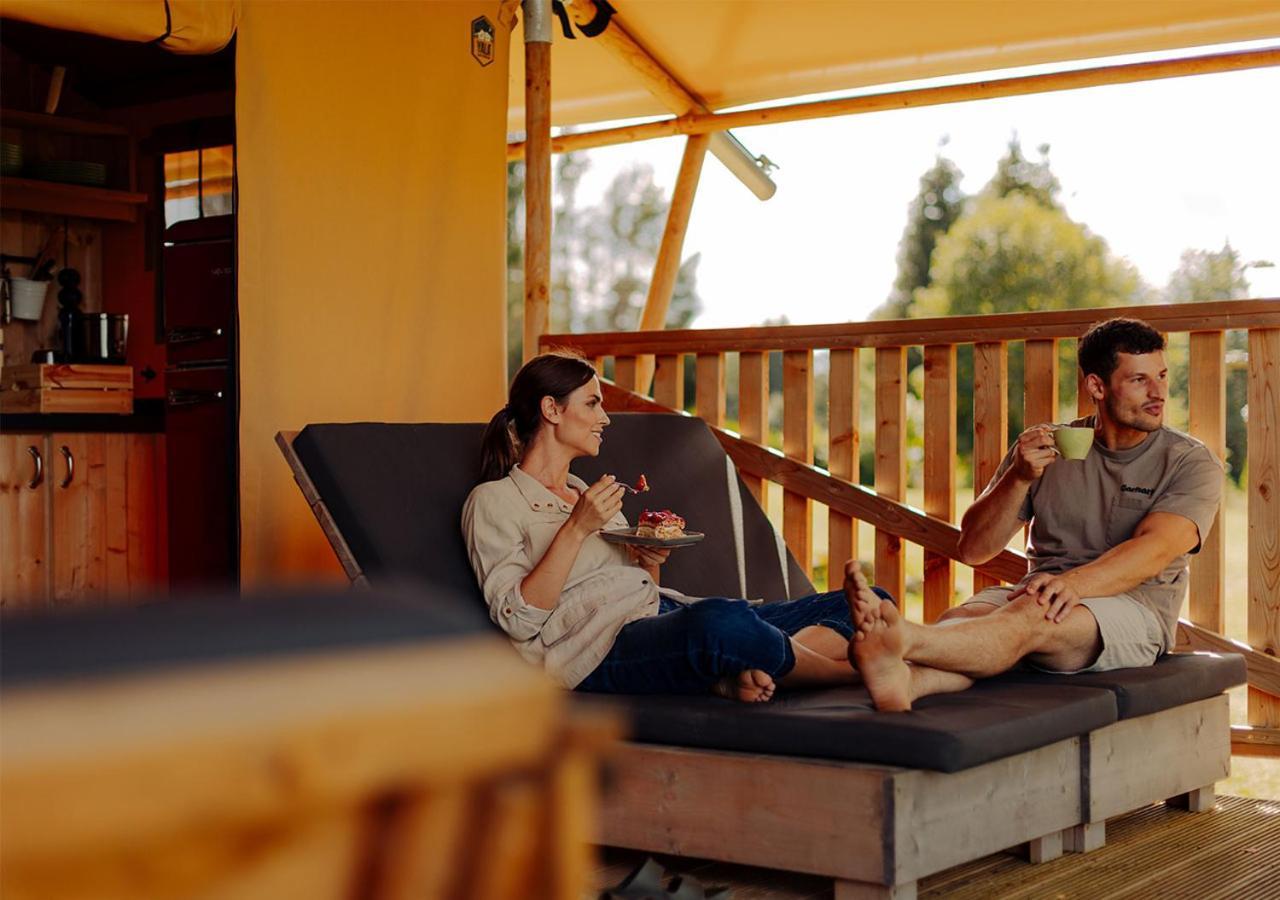 Azur Camping Schwaebische Alb Sonnenbühl エクステリア 写真