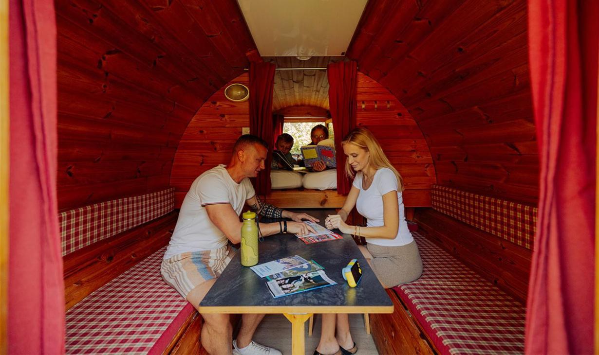 Azur Camping Schwaebische Alb Sonnenbühl エクステリア 写真