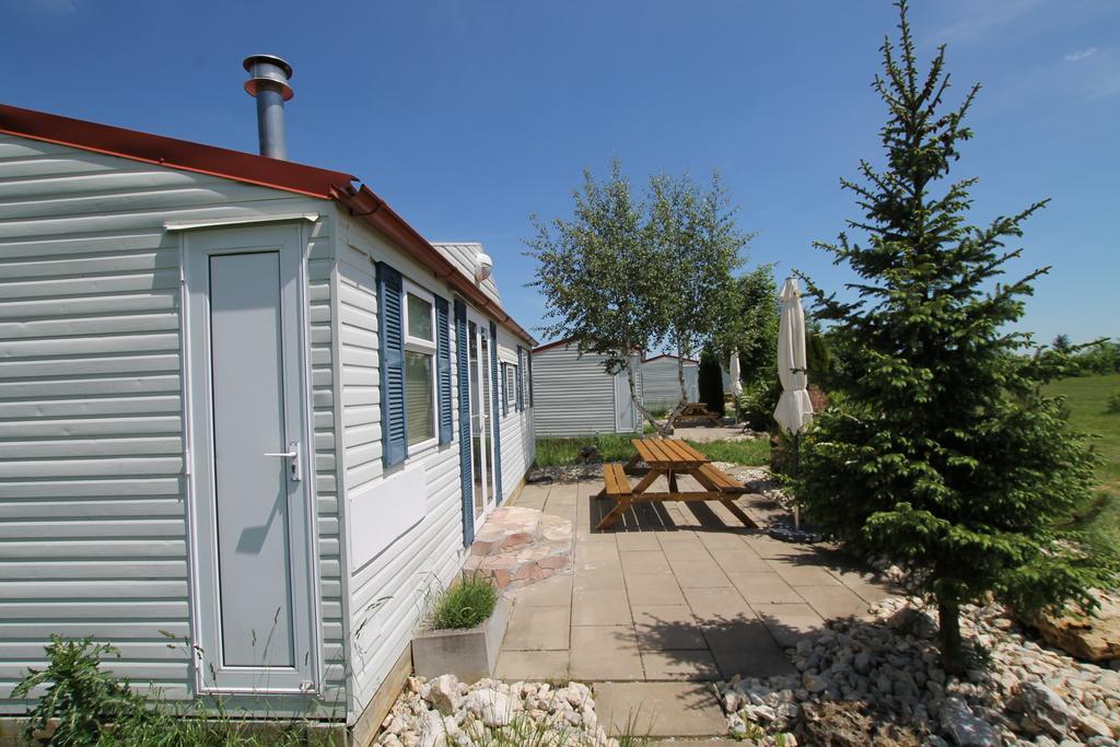 Azur Camping Schwaebische Alb Sonnenbühl エクステリア 写真
